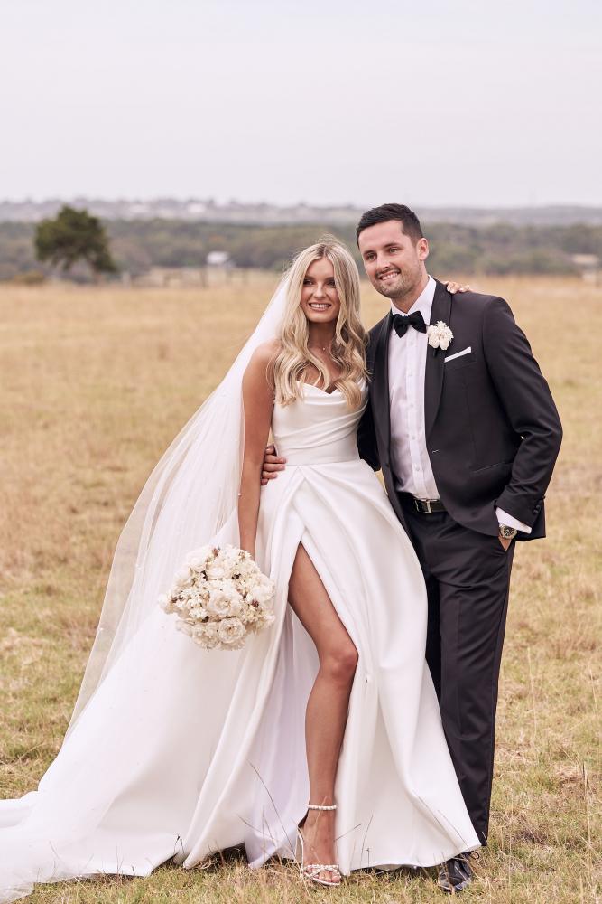 Mariana Hardwick Wedding Dresses